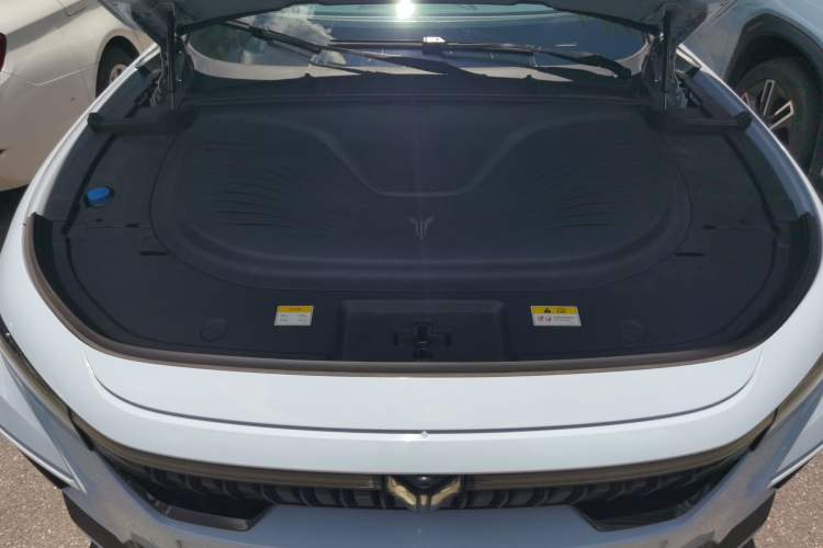Used VOYAH FREE 2024 Ultra-Long Range Intelligent Driving Version Engine Bay