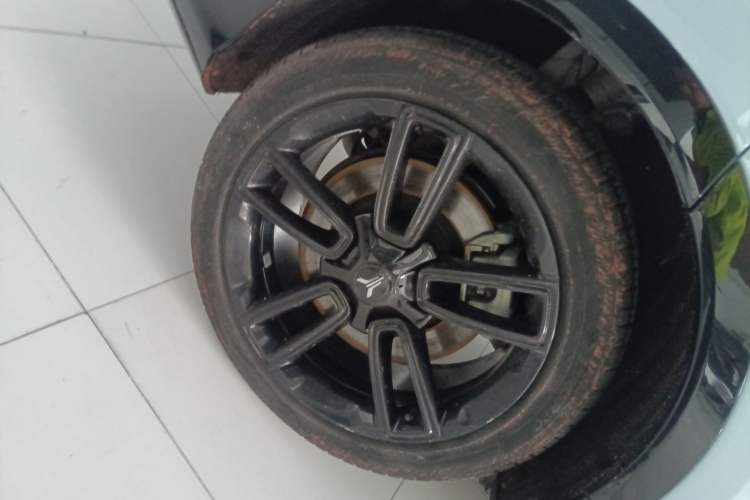 Used VOYAH FREE 2024 Ultra-Long Range Intelligent Driving Version Exterior 5