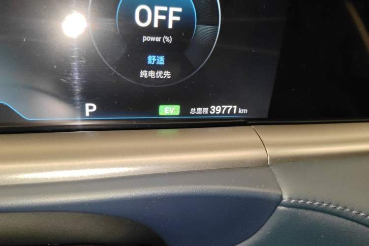 Used VOYAH FREE 2024 Ultra-Long Range Intelligent Driving Version Odometer Close Up
