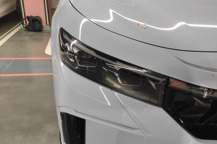 Used VOYAH FREE 2024 Ultra-Long Range Intelligent Driving Version Right Front Headlight
