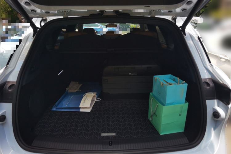 Used VOYAH FREE 2024 Ultra-Long Range Intelligent Driving Version Trunk
