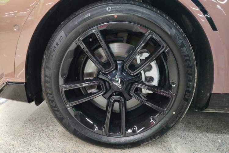 Used VOYAH FREE 2024 Ultra-Long Range Intelligent Driving Version Exterior 7
