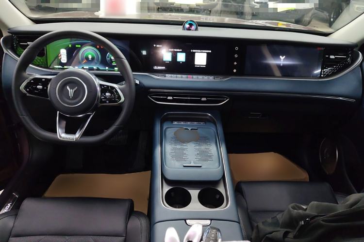 Used VOYAH FREE 2024 Ultra-Long Range Intelligent Driving Version Interior 2