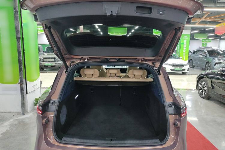 Used VOYAH FREE 2024 Ultra-Long Range Intelligent Driving Version Trunk