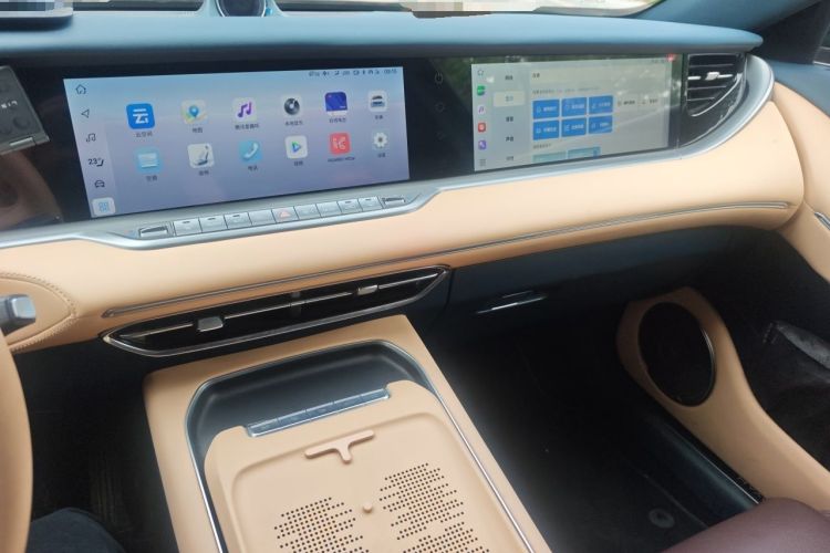 Used VOYAH FREE 2024 Ultra-Long Range Intelligent Driving Version Audio And AC Panel