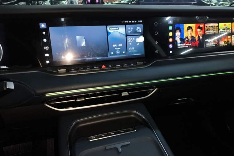 Used VOYAH FREE 2024 Ultra-Long Range Intelligent Driving Version Audio And AC Panel