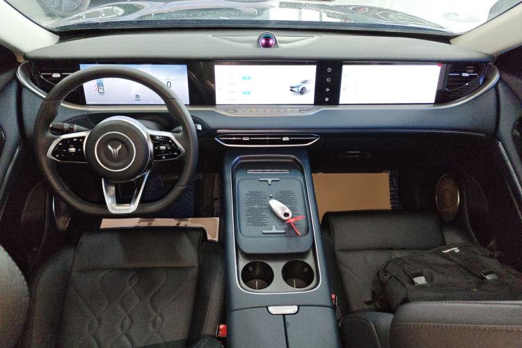 Used VOYAH FREE 2024 Ultra-Long Range Intelligent Driving Version Center Console