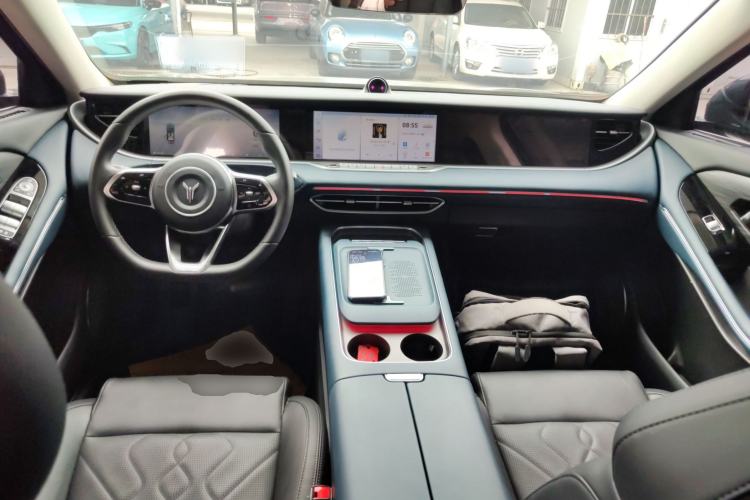 Used VOYAH FREE 2024 Ultra-Long Range Intelligent Driving Version Center Console