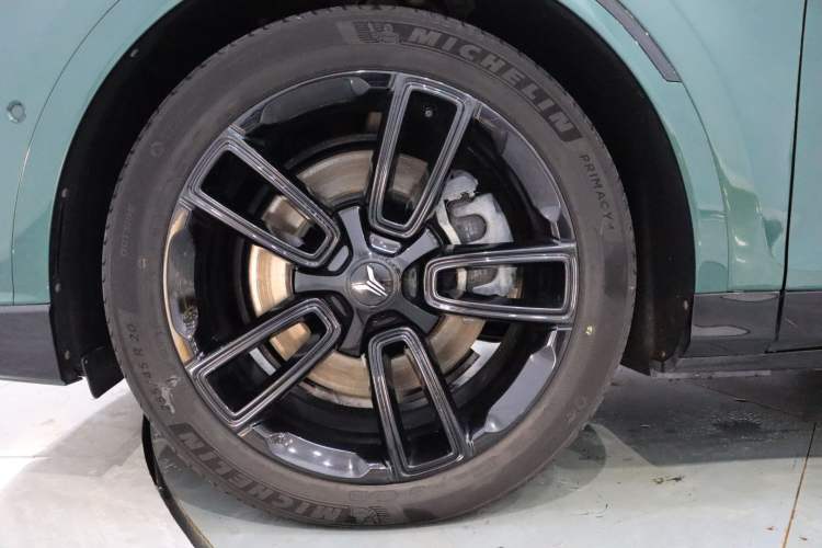 Used VOYAH FREE 2024 Ultra-Long Range Intelligent Driving Version Exterior 6