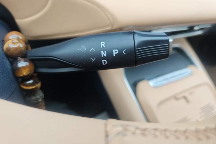 Used VOYAH FREE 2024 Ultra-Long Range Intelligent Driving Version Gear Lever
