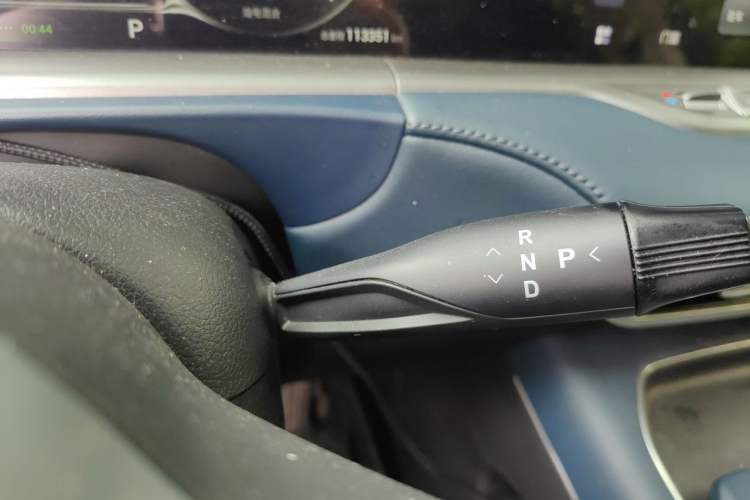 Used VOYAH FREE 2024 Ultra-Long Range Intelligent Driving Version Gear Lever