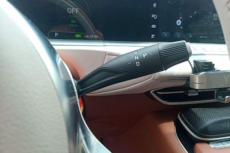 Used VOYAH FREE 2024 Ultra-Long Range Intelligent Driving Version Gear Lever