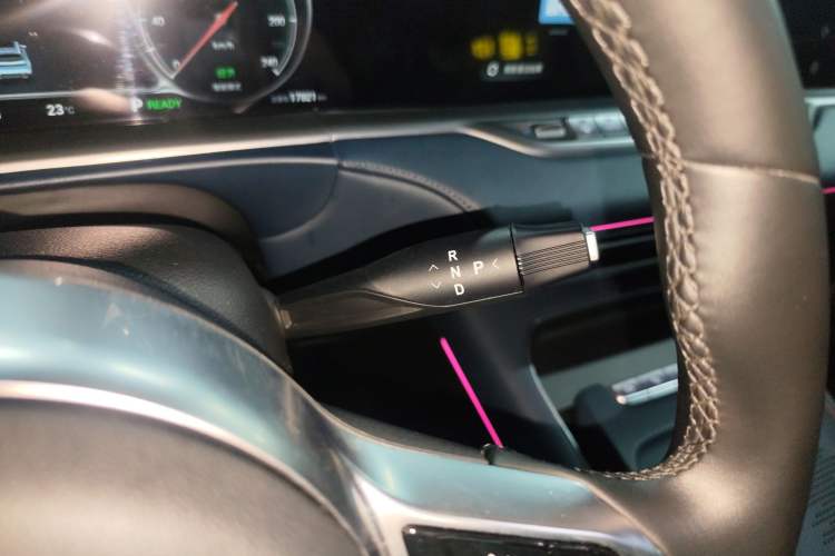 Used VOYAH FREE 2024 Ultra-Long Range Intelligent Driving Version Gear Lever