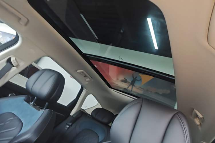 Used VOYAH FREE 2024 Ultra-Long Range Intelligent Driving Version Headliner