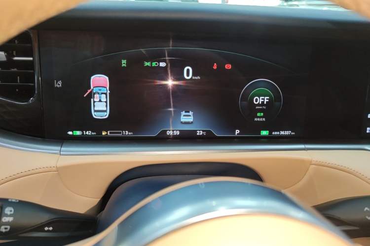 Used VOYAH FREE 2024 Ultra-Long Range Intelligent Driving Version Instrument Cluster