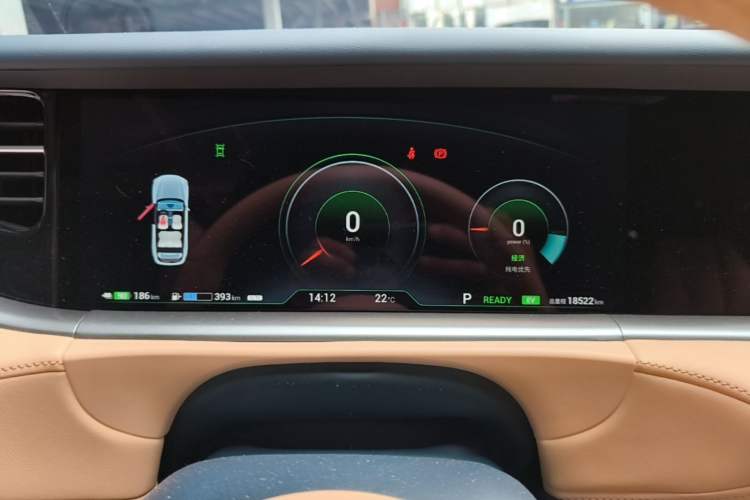 Used VOYAH FREE 2024 Ultra-Long Range Intelligent Driving Version Instrument Cluster