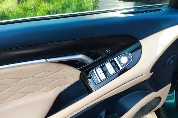 Used VOYAH FREE 2024 Ultra-Long Range Intelligent Driving Version Interior 12
