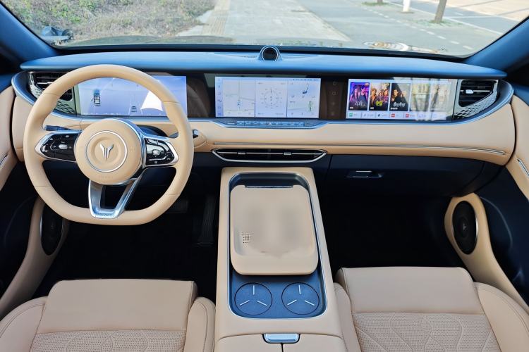 Used VOYAH FREE 2024 Ultra-Long Range Intelligent Driving Version Interior 4