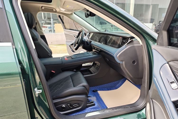 Used VOYAH FREE 2024 Ultra-Long Range Intelligent Driving Version Interior 4