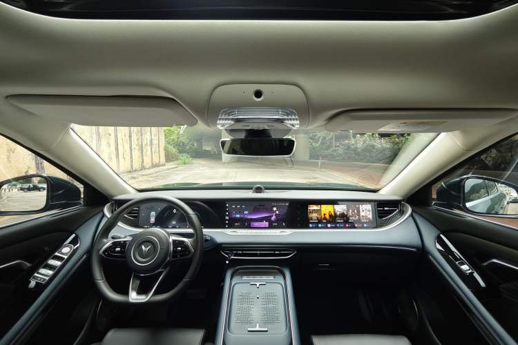 Used VOYAH FREE 2024 Ultra-Long Range Intelligent Driving Version Interior 4