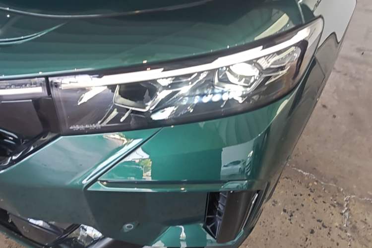 Used VOYAH FREE 2024 Ultra-Long Range Intelligent Driving Version Left Front Headlight
