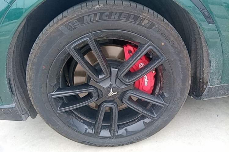 Used VOYAH FREE 2024 Ultra-Long Range Intelligent Driving Version Left Front Wheel Hub