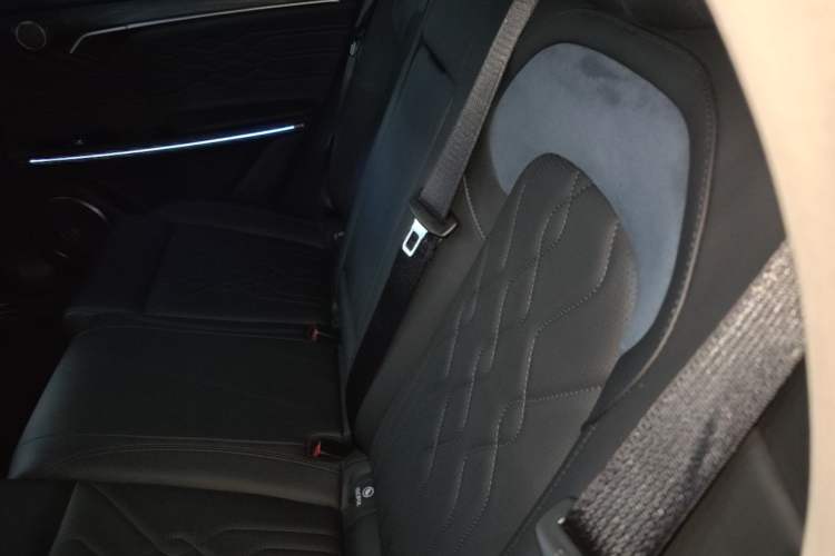 Used VOYAH FREE 2024 Ultra-Long Range Intelligent Driving Version Left Rear Seat