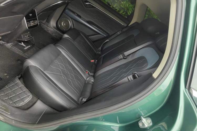 Used VOYAH FREE 2024 Ultra-Long Range Intelligent Driving Version Left Rear Seat