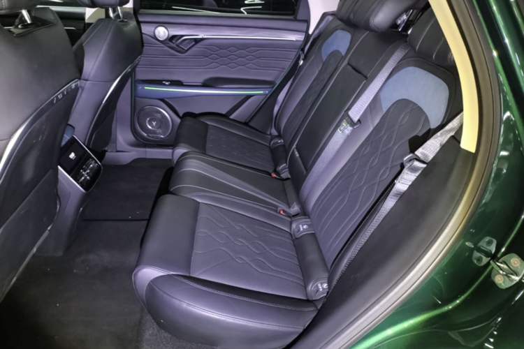 Used VOYAH FREE 2024 Ultra-Long Range Intelligent Driving Version Left Rear Seat