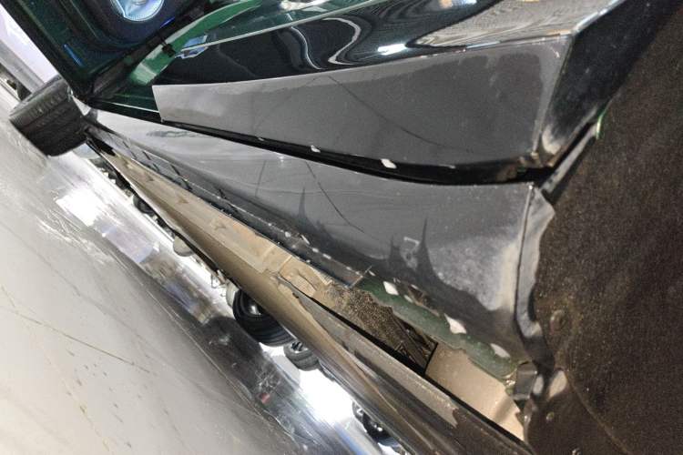 Used VOYAH FREE 2024 Ultra-Long Range Intelligent Driving Version Left Side Sill