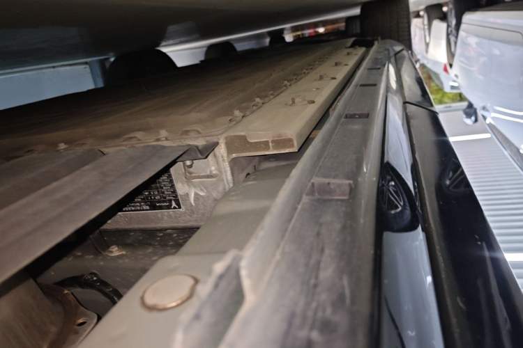 Used VOYAH FREE 2024 Ultra-Long Range Intelligent Driving Version Left Side Sill