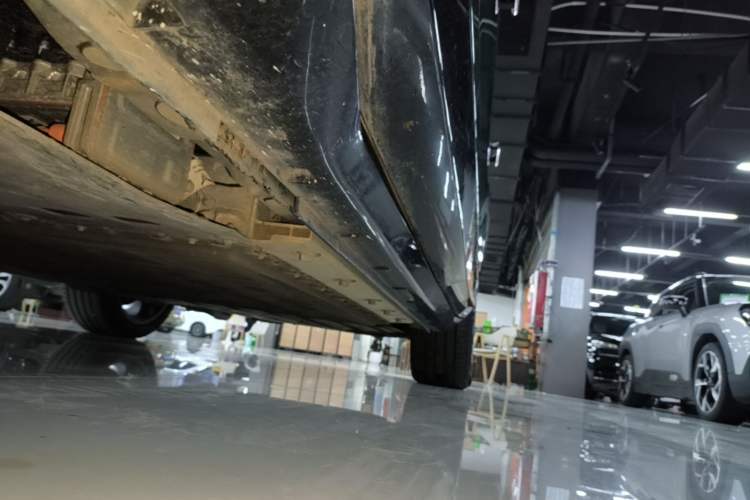 Used VOYAH FREE 2024 Ultra-Long Range Intelligent Driving Version Left Side Sill