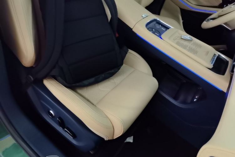 Used VOYAH FREE 2024 Ultra-Long Range Intelligent Driving Version Right Front Seat