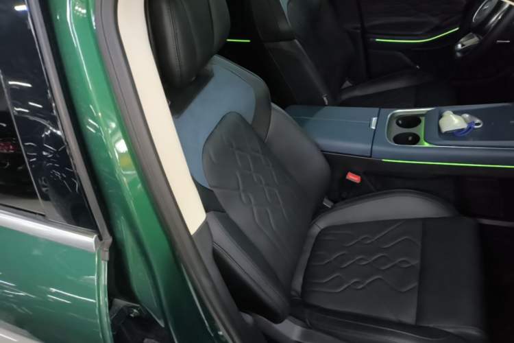 Used VOYAH FREE 2024 Ultra-Long Range Intelligent Driving Version Right Front Seat