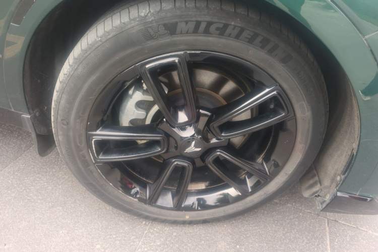 Used VOYAH FREE 2024 Ultra-Long Range Intelligent Driving Version Right Front Wheel Hub