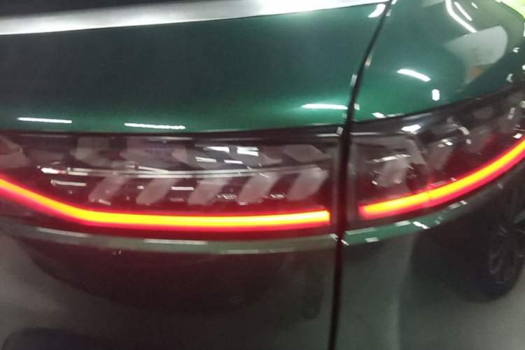 Used VOYAH FREE 2024 Ultra-Long Range Intelligent Driving Version Right Rear Taillight