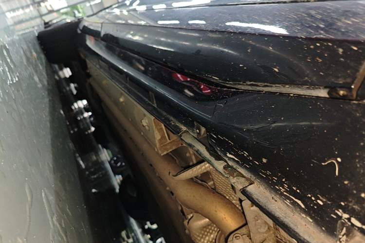 Used VOYAH FREE 2024 Ultra-Long Range Intelligent Driving Version Right Side Sill