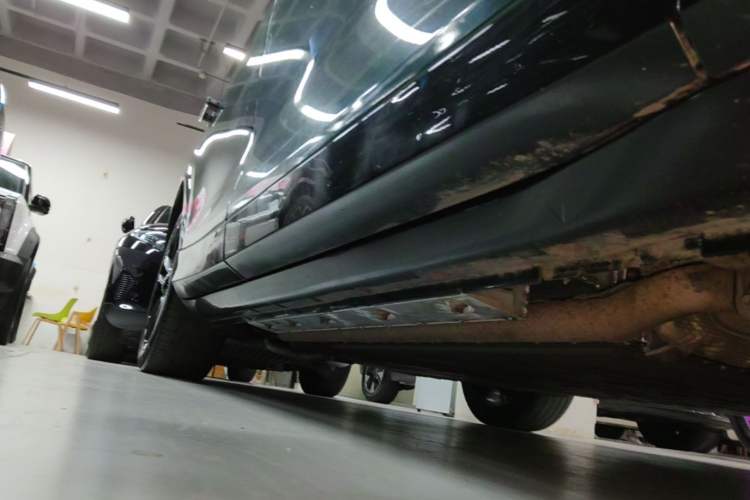 Used VOYAH FREE 2024 Ultra-Long Range Intelligent Driving Version Right Side Sill