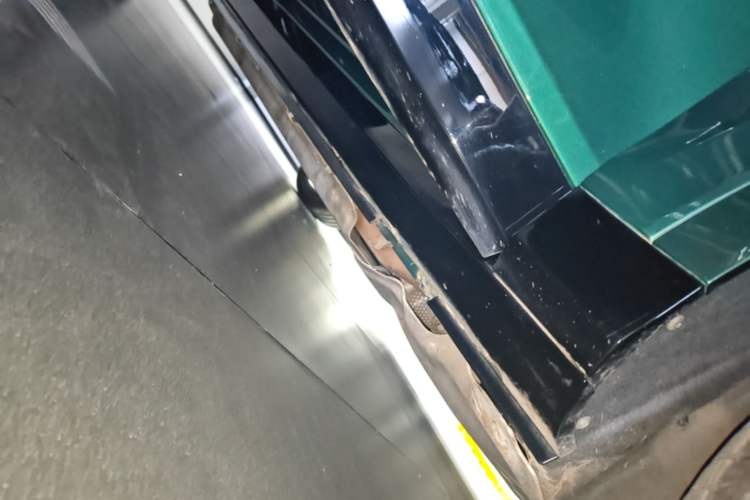 Used VOYAH FREE 2024 Ultra-Long Range Intelligent Driving Version Right Side Sill