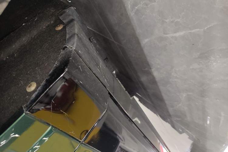 Used VOYAH FREE 2024 Ultra-Long Range Intelligent Driving Version Right Side Sill