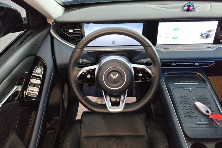 Used VOYAH FREE 2024 Ultra-Long Range Intelligent Driving Version Steering Wheel