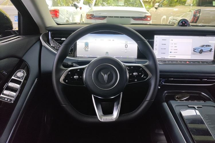 Used VOYAH FREE 2024 Ultra-Long Range Intelligent Driving Version Steering Wheel