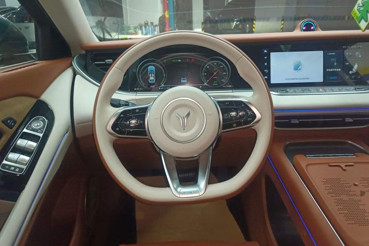 Used VOYAH FREE 2024 Ultra-Long Range Intelligent Driving Version Steering Wheel
