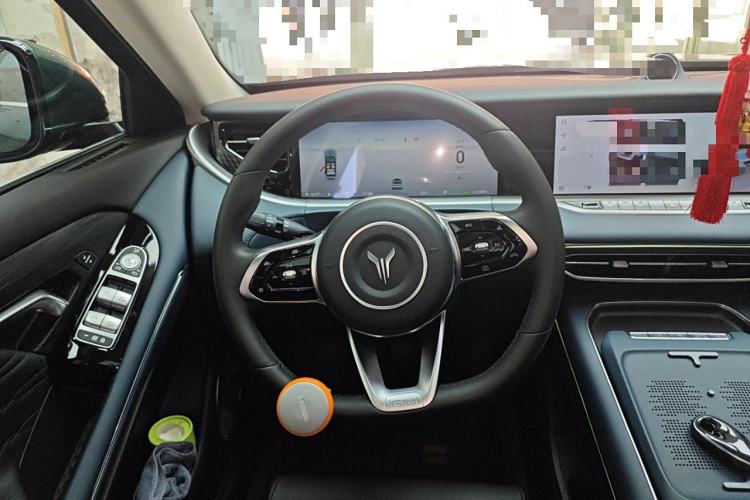 Used VOYAH FREE 2024 Ultra-Long Range Intelligent Driving Version Steering Wheel