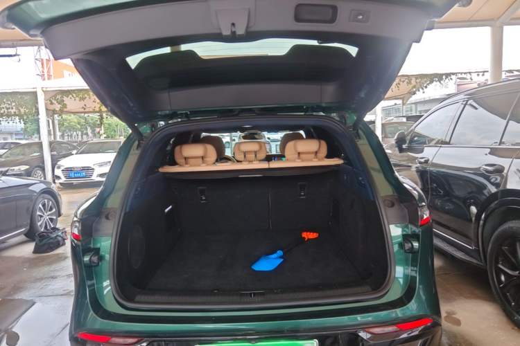 Used VOYAH FREE 2024 Ultra-Long Range Intelligent Driving Version Trunk