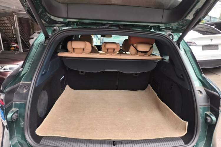 Used VOYAH FREE 2024 Ultra-Long Range Intelligent Driving Version Trunk