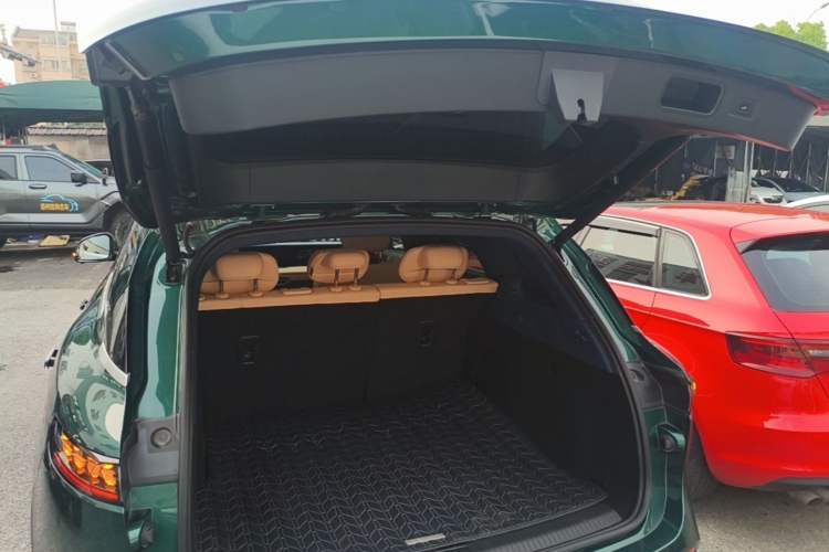 Used VOYAH FREE 2024 Ultra-Long Range Intelligent Driving Version Trunk