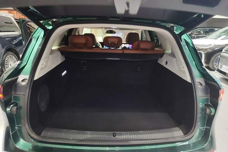 Used VOYAH FREE 2024 Ultra-Long Range Intelligent Driving Version Trunk