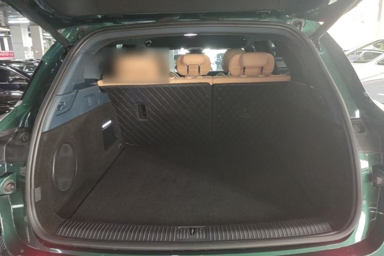 Used VOYAH FREE 2024 Ultra-Long Range Intelligent Driving Version Trunk