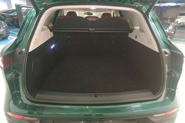 Used VOYAH FREE 2024 Ultra-Long Range Intelligent Driving Version Trunk